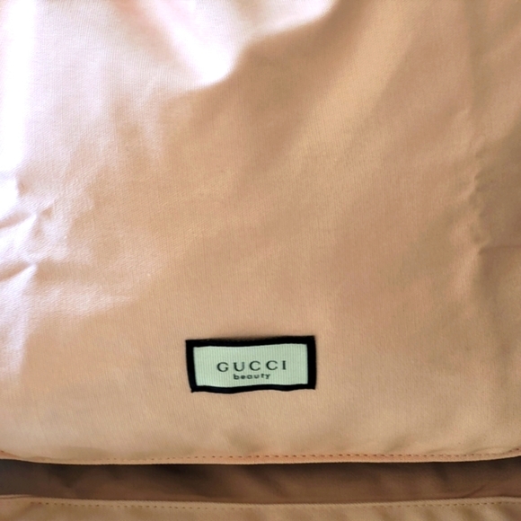 Gucci drawstring bag in to Sling bag converted in to back pack with … - Picture 9 of 13